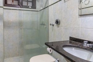 Apartamento à venda com 66m², 2 dormitórios, no bairro Santana em Porto Alegre
