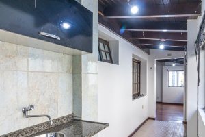 Apartamento à venda com 66m², 2 dormitórios, no bairro Santana em Porto Alegre