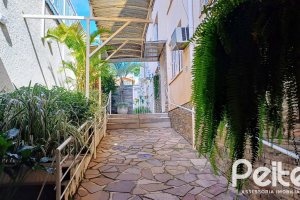 Apartamento à venda com 81m², 2 dormitórios, no bairro Teresópolis em Porto Alegre