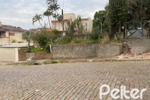 Terreno à venda com 517m², no bairro Tristeza em Porto Alegre