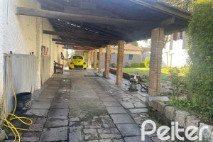 Terreno à venda com 402m², no bairro Camaquã em Porto Alegre