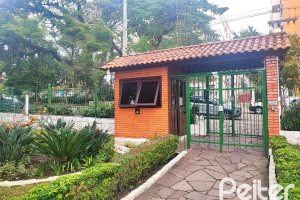 Apartamento à venda com 69m², 2 dormitórios, 1 vaga, no bairro Tristeza em Porto Alegre