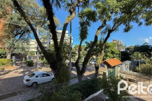 Apartamento à venda com 69m², 2 dormitórios, 1 vaga, no bairro Tristeza em Porto Alegre