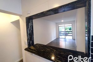 Apartamento à venda com 69m², 2 dormitórios, 1 vaga, no bairro Tristeza em Porto Alegre