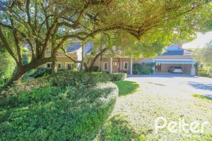 Casa em Condomínio à venda com 1400m², 5 dormitórios, 4 suítes, 10 vagas, no bairro Cavalhada em PORTO ALEGRE