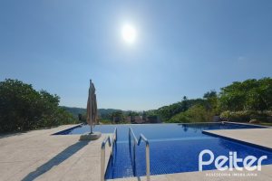 Casa em Condomínio à venda com 1400m², 5 dormitórios, 4 suítes, 10 vagas, no bairro Cavalhada em PORTO ALEGRE