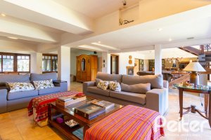 Casa em Condomínio à venda com 315m², 3 dormitórios, 3 suítes, 4 vagas, no bairro Cavalhada em PORTO ALEGRE