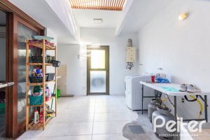 Casa em Condomínio à venda com 315m², 3 dormitórios, 3 suítes, 4 vagas, no bairro Cavalhada em PORTO ALEGRE
