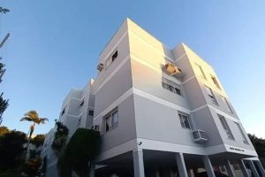 Apartamento à venda com 63m², 2 dormitórios, 1 vaga, no bairro Tristeza em Porto Alegre
