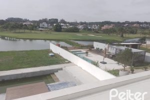 Casa em Condomínio à venda com 349m², 5 dormitórios, 5 suítes, 4 vagas, no bairro Terra Ville em PORTO ALEGRE