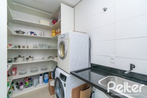 Casa em Condomínio à venda com 349m², 5 dormitórios, 5 suítes, 4 vagas, no bairro Terra Ville em PORTO ALEGRE