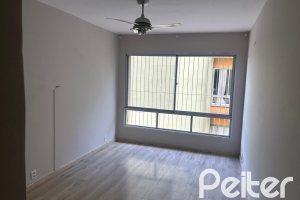 Apartamento à venda com 69m², 2 dormitórios, 1 vaga, no bairro Cristal em Porto Alegre