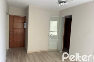 Apartamento à venda com 69m², 2 dormitórios, 1 vaga, no bairro Cristal em Porto Alegre