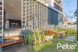 Apartamento à venda com 143m², 3 dormitórios, 1 suíte, 2 vagas, no bairro Tristeza em PORTO ALEGRE