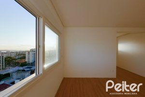 Apartamento à venda com 143m², 3 dormitórios, 1 suíte, 2 vagas, no bairro Tristeza em PORTO ALEGRE