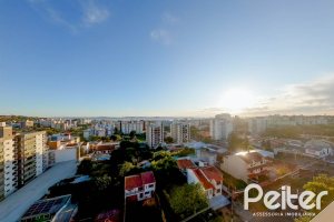 Apartamento à venda com 143m², 3 dormitórios, 1 suíte, 2 vagas, no bairro Tristeza em PORTO ALEGRE