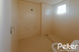 Apartamento à venda com 143m², 3 dormitórios, 1 suíte, 2 vagas, no bairro Tristeza em PORTO ALEGRE