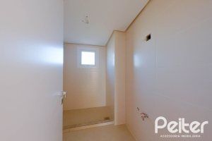 Apartamento à venda com 143m², 3 dormitórios, 1 suíte, 2 vagas, no bairro Tristeza em PORTO ALEGRE