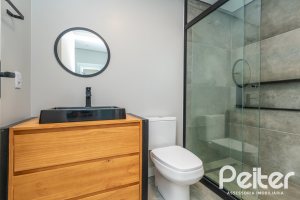 Casa em Condomínio à venda com 248m², 3 dormitórios, 2 suítes, 2 vagas, no bairro Vila Nova em Porto Alegre