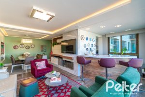 Apartamento à venda com 143m², 3 dormitórios, 1 suíte, 2 vagas, no bairro Tristeza em PORTO ALEGRE