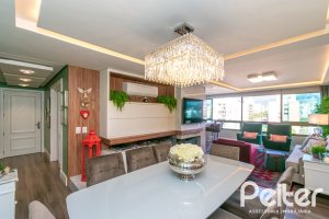 Apartamento à venda com 143m², 3 dormitórios, 1 suíte, 2 vagas, no bairro Tristeza em PORTO ALEGRE