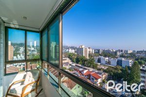 Apartamento à venda com 143m², 3 dormitórios, 1 suíte, 2 vagas, no bairro Tristeza em PORTO ALEGRE