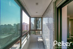 Apartamento à venda com 143m², 3 dormitórios, 1 suíte, 2 vagas, no bairro Tristeza em PORTO ALEGRE