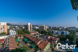 Apartamento à venda com 143m², 3 dormitórios, 1 suíte, 2 vagas, no bairro Tristeza em PORTO ALEGRE