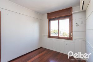 Cobertura à venda com 213m², 3 dormitórios, 1 suíte, 1 vaga, no bairro Tristeza em Porto Alegre