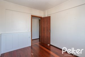 Cobertura à venda com 213m², 3 dormitórios, 1 suíte, 1 vaga, no bairro Tristeza em Porto Alegre