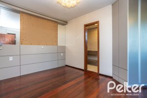 Cobertura à venda com 213m², 3 dormitórios, 1 suíte, 1 vaga, no bairro Tristeza em Porto Alegre