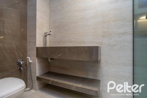 Cobertura à venda com 213m², 3 dormitórios, 1 suíte, 1 vaga, no bairro Tristeza em Porto Alegre