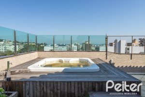 Cobertura à venda com 213m², 3 dormitórios, 1 suíte, 1 vaga, no bairro Tristeza em Porto Alegre