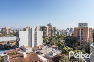 Cobertura à venda com 213m², 3 dormitórios, 1 suíte, 1 vaga, no bairro Tristeza em Porto Alegre