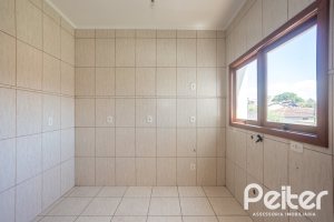 Casa em Condomínio à venda com 193m², 3 dormitórios, 1 suíte, 2 vagas, no bairro Nonoai em Porto Alegre