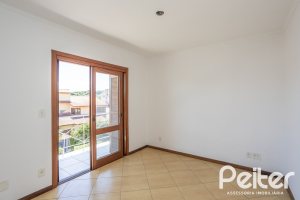 Casa em Condomínio à venda com 193m², 3 dormitórios, 1 suíte, 2 vagas, no bairro Nonoai em Porto Alegre