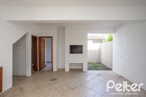 Casa em Condomínio à venda com 193m², 3 dormitórios, 1 suíte, 2 vagas, no bairro Nonoai em Porto Alegre