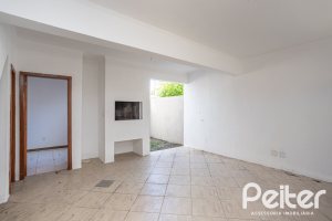 Casa em Condomínio à venda com 193m², 3 dormitórios, 1 suíte, 2 vagas, no bairro Nonoai em Porto Alegre