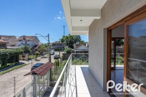 Casa em Condomínio à venda com 193m², 3 dormitórios, 1 suíte, 2 vagas, no bairro Nonoai em Porto Alegre