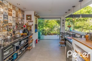 Casa em Condomínio à venda com 395m², 4 dormitórios, 4 suítes, 4 vagas, no bairro Alphaville em PORTO ALEGRE