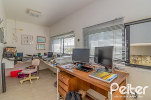 Casa em Condomínio à venda com 395m², 4 dormitórios, 4 suítes, 4 vagas, no bairro Alphaville em PORTO ALEGRE