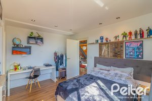 Casa em Condomínio à venda com 395m², 4 dormitórios, 4 suítes, 4 vagas, no bairro Alphaville em PORTO ALEGRE