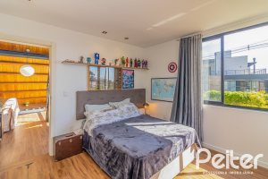 Casa em Condomínio à venda com 395m², 4 dormitórios, 4 suítes, 4 vagas, no bairro Alphaville em PORTO ALEGRE