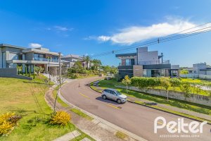 Casa em Condomínio à venda com 395m², 4 dormitórios, 4 suítes, 4 vagas, no bairro Alphaville em PORTO ALEGRE