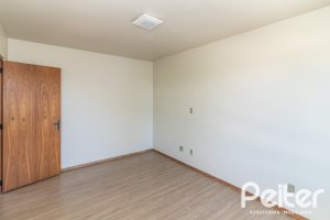 Apartamento à venda com 70m², 2 dormitórios, 1 vaga, no bairro Tristeza em Porto Alegre
