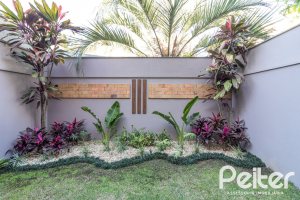 Casa em Condomínio à venda com 189m², 3 dormitórios, 1 suíte, 3 vagas, no bairro Tristeza em Porto Alegre