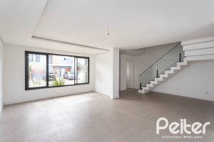 Casa em Condomínio à venda com 148m², 3 dormitórios, 3 suítes, 2 vagas, no bairro Ipanema em Porto Alegre