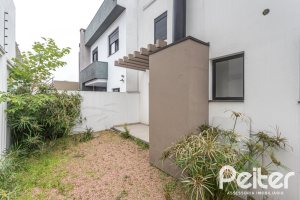 Casa em Condomínio à venda com 148m², 3 dormitórios, 3 suítes, 2 vagas, no bairro Ipanema em Porto Alegre
