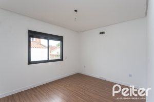 Casa em Condomínio à venda com 148m², 3 dormitórios, 3 suítes, 2 vagas, no bairro Ipanema em Porto Alegre