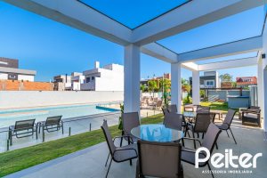 Casa em Condomínio à venda com 148m², 3 dormitórios, 3 suítes, 2 vagas, no bairro Ipanema em Porto Alegre